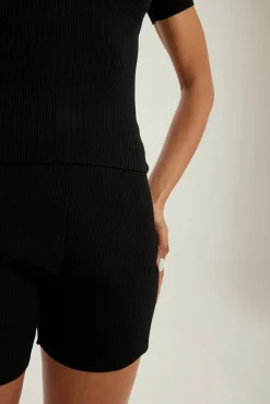 Amelia Rib Short<ALL FENIX Hot