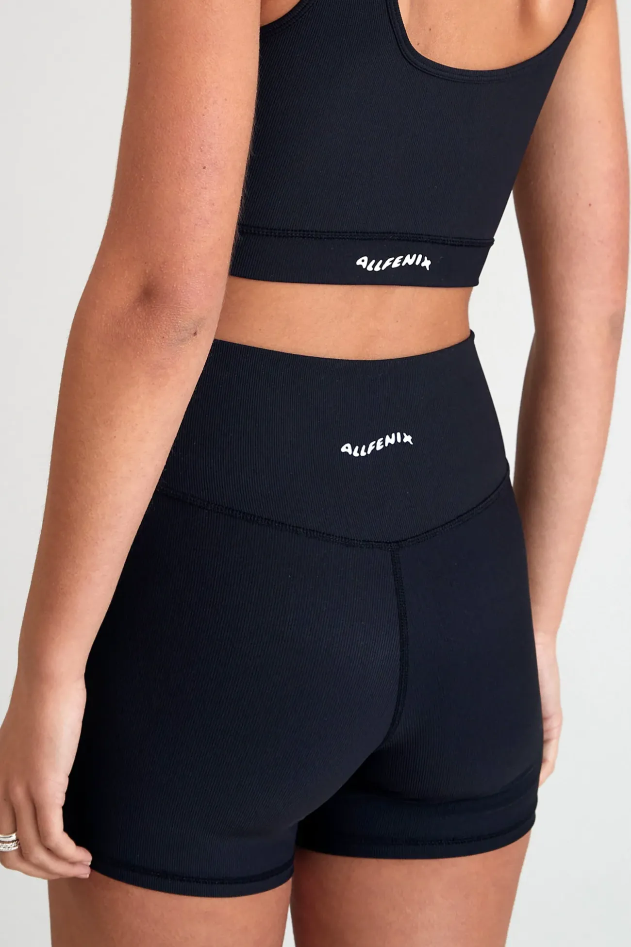 EcoRib V-Waist 5" Bike Short<ALL FENIX Clearance